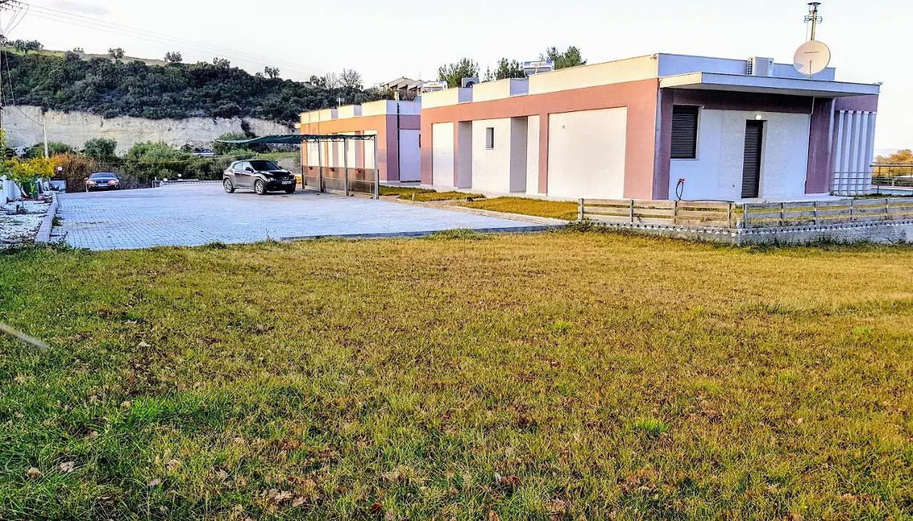 Domus Luxury Villas Hanioti